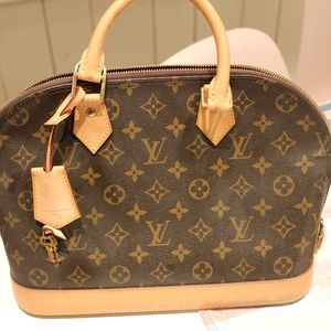 ALMA PM Louis Vuitton (Great Condition)
